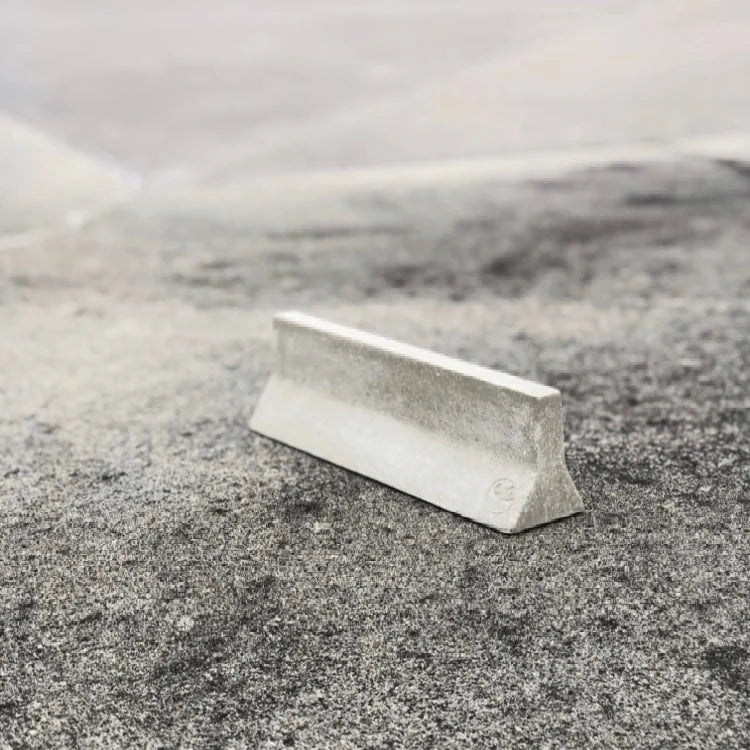 Jersey barrier